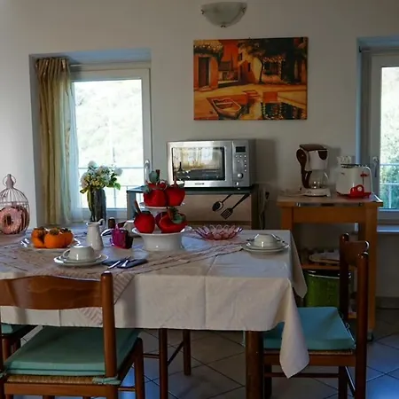 Casa Silvia I Mit Garden Apartment Albisano